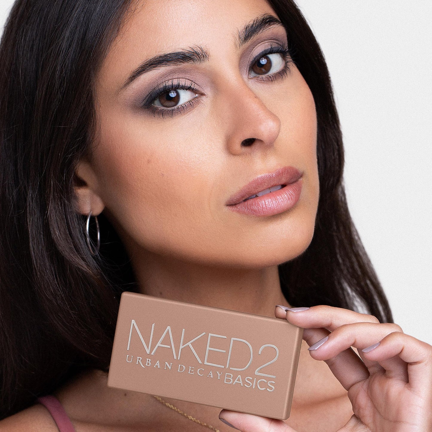 URBAN DECAY Naked 2 Basics Mini Eyeshadow Palette - 6 Matte Neutral Shadows, Long-lasting Wear, Multi-Use Powder for Eye, Contour, Brows, Ultra-Blendable Cool-Tone Shades, Travel Makeup with Mirror